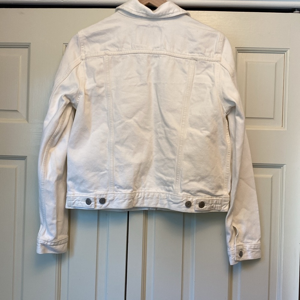 Levi's White Trucker Jean Jacket - Picture 14 of 16